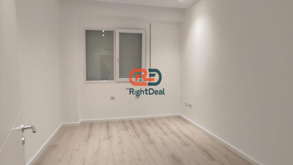On Dibra Street, Near Hotel Elisa, 2+1 Apartment for Rent for Office!!!