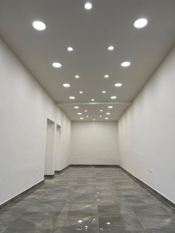 🏡 Shop for sale on ground floor at Dinamo Stadium
