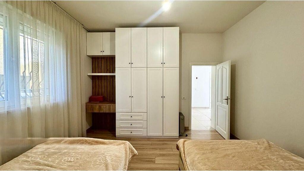 Affittasi piano ville 2+1 con ingresso indipendente e cortile privato! 550 € /Mese