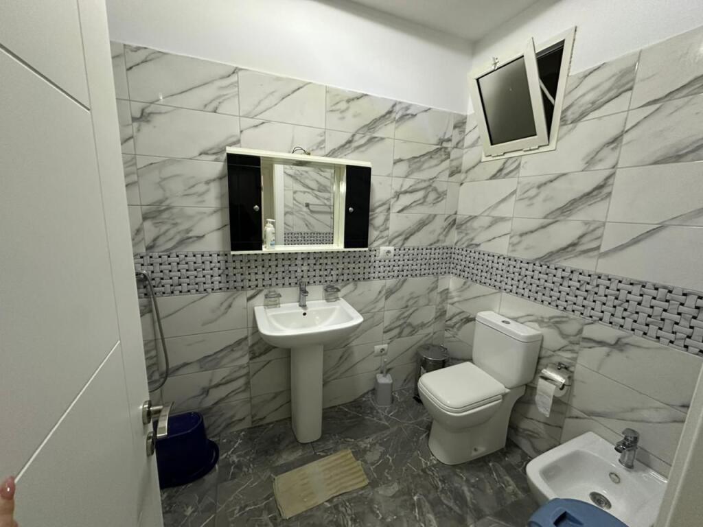 🏠 Apartament 2+1+2 banjo për qira 📍 Rruga e Kavajës
