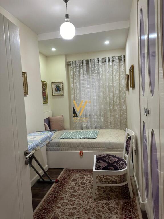 AFFITTASI APPARTAMENTO 3+1+BLK IN ZONA KOMUNALE. CONTATTO, EX PARCO 95.000 LEKE