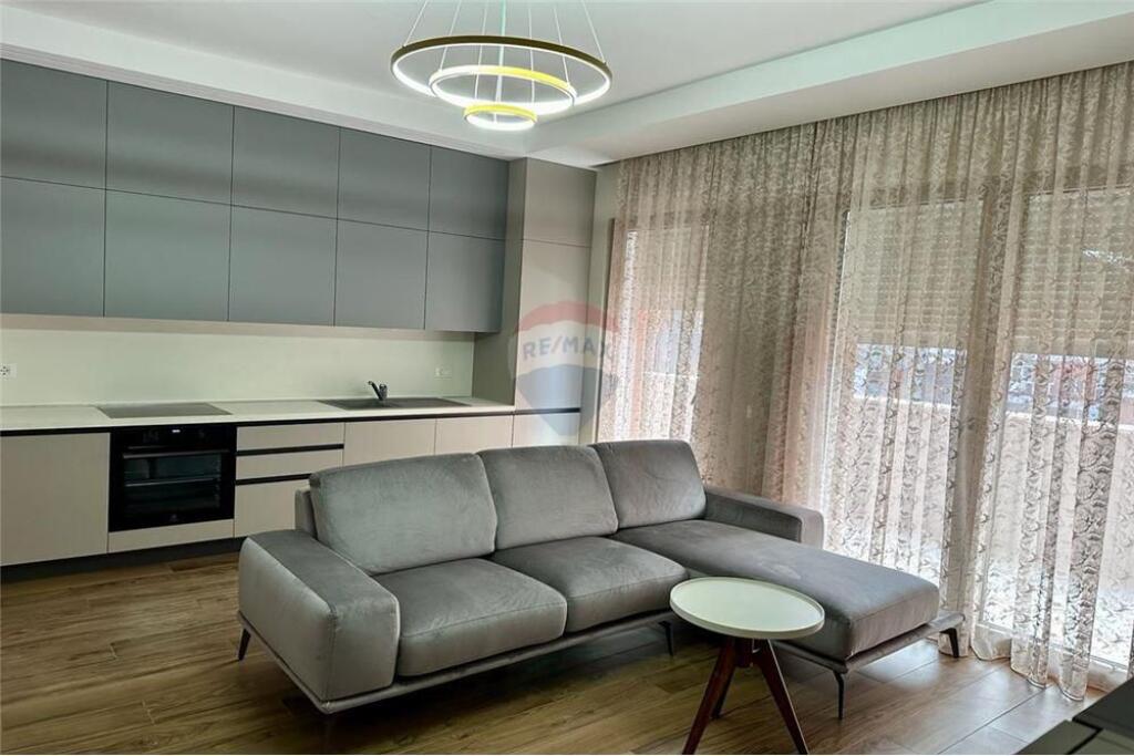APARTAMENT 1+1 ME QIRA+PARKIM