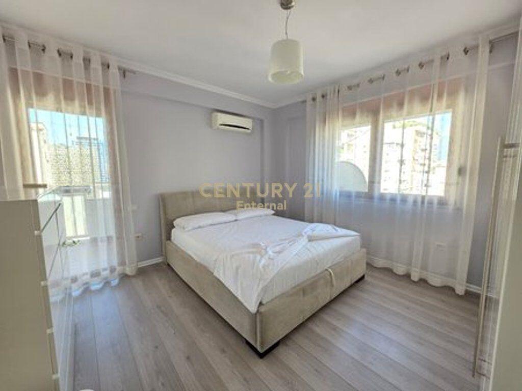 Apartament 2+1 + Post Parkimi ne Bllok