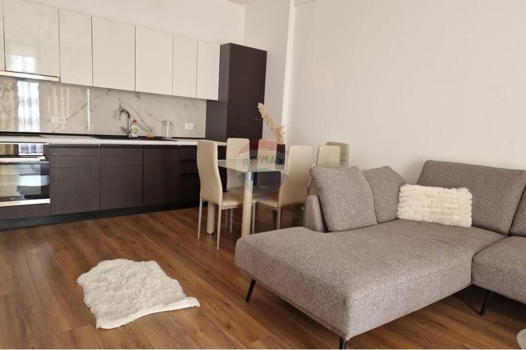 Apartment 1+1 for Rent near Pharmacy 10