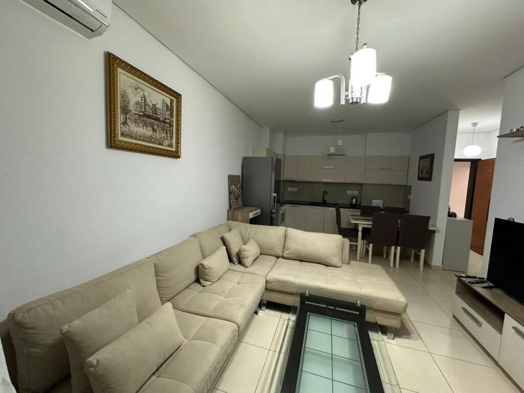 🏠 Apartament 2+1+2 banjo për qira 📍 Rruga e Kavajës