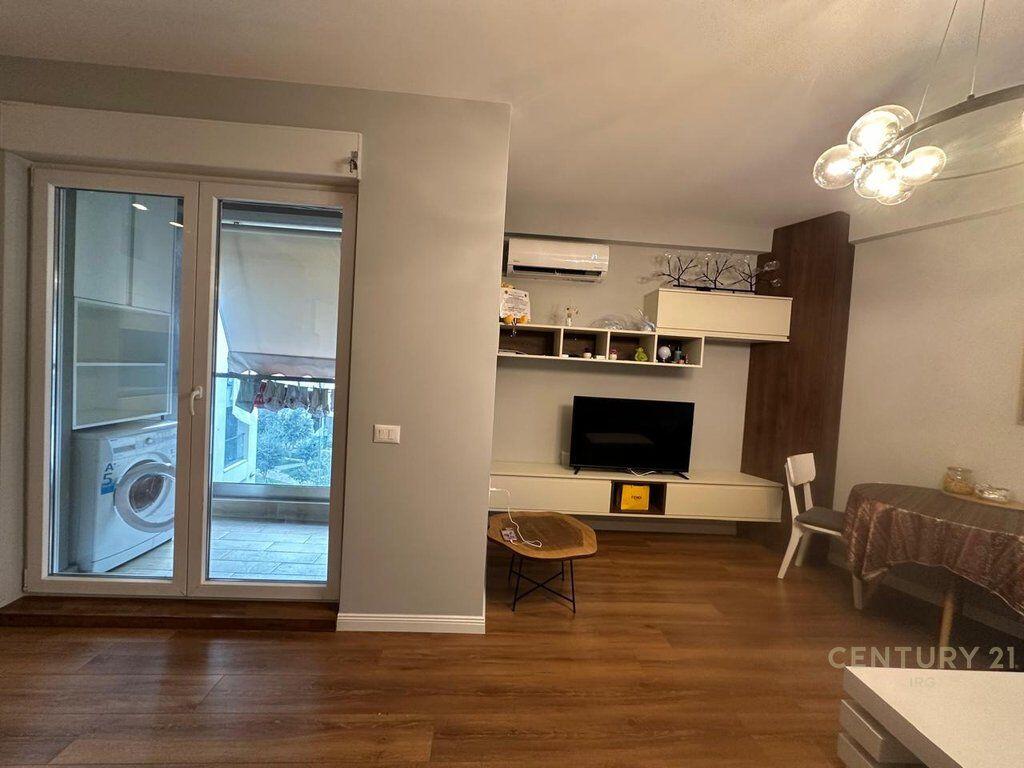 Appartamento 1+1 In Affitto, Complesso Magnet, 21 Dhjetori 650 € /Mese Sup. Totale 65m2
