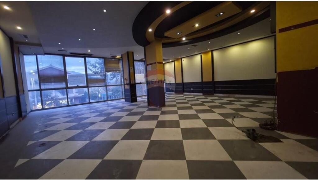 Dyqan - Për Shitje - Bulevardi Blu, Kamëz(ID: 530221066-255)
