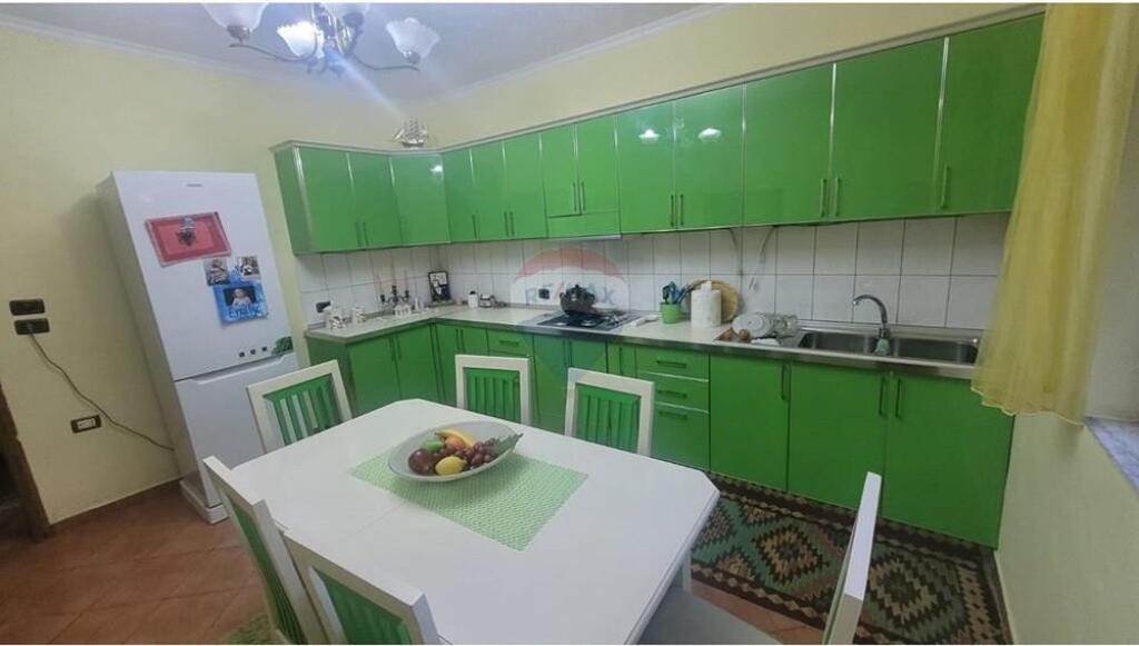 Shtëpi private - Për Shitje - UBT, Kamëz(ID: 530221066-52)