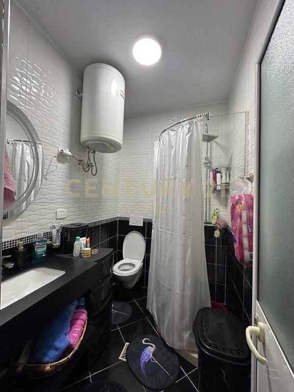 APPARTAMENTO 2+1 IN VENDITA, MERCATO ELETTRICO, TIRANA! 250.000 € Superficie Totale 130m2