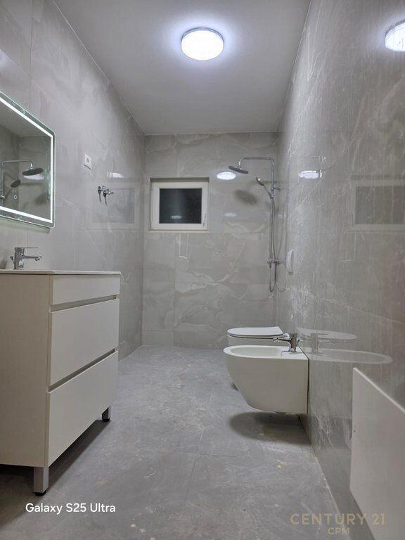 Appartamento 2+1 in vendita a Lapraka, Palazzi Karavan