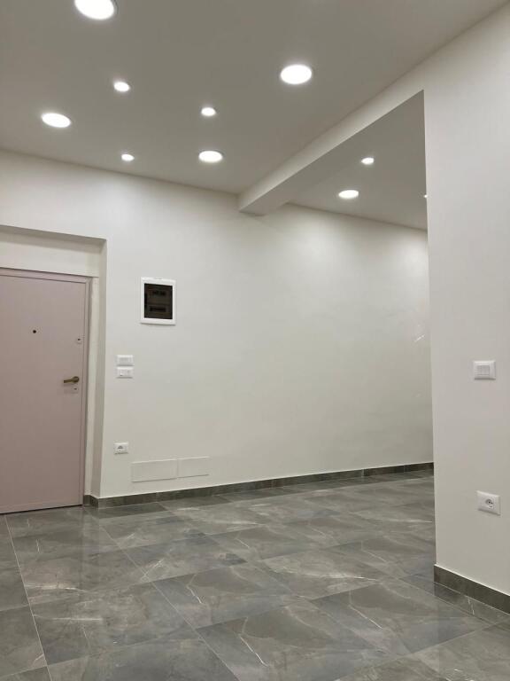 🏡 Shop for sale on ground floor at Dinamo Stadium