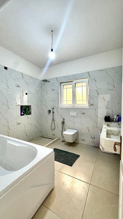 Affittasi piano ville 2+1 con ingresso indipendente e cortile privato! 550 € /Mese