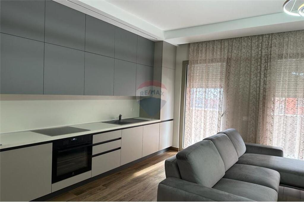 APARTAMENT 1+1 ME QIRA+PARKIM