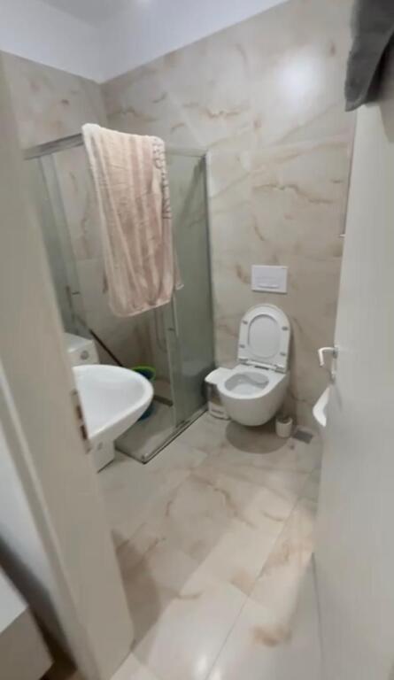 Apartament me qera 1+1 📍5 Maj