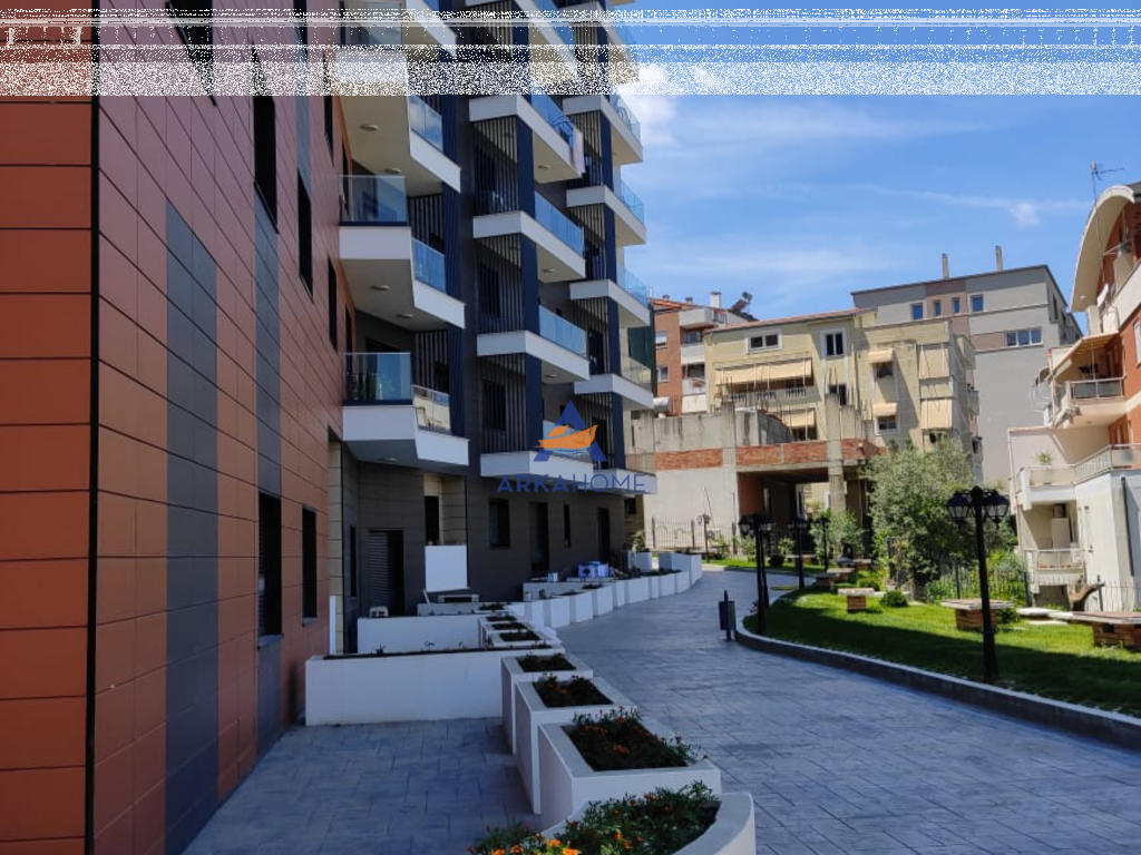 FOR SALE APARTMENT 2+1+BALCONY+PARKING SPACE KODRA E DIELLIT,250,000 EURO (TOGETHER WITH PARKING SPACE)
