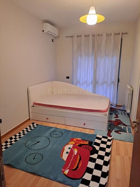 LIQENI I THATE, APARTAMENT 2+1+2 PER QIRA