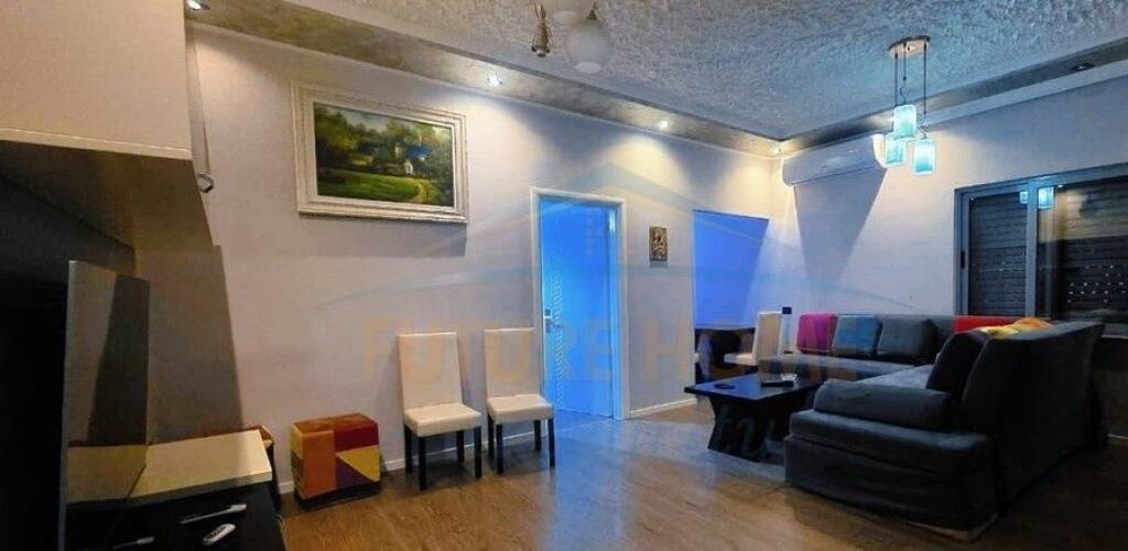 Qera, Apartament 2+1+2+Post Parkimi, Fresku, Tirana.