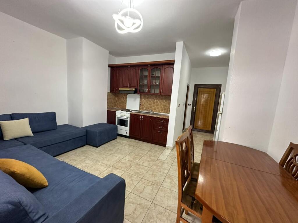 In Vendita – Appartamento 1+1 a Ilira, Durazzo