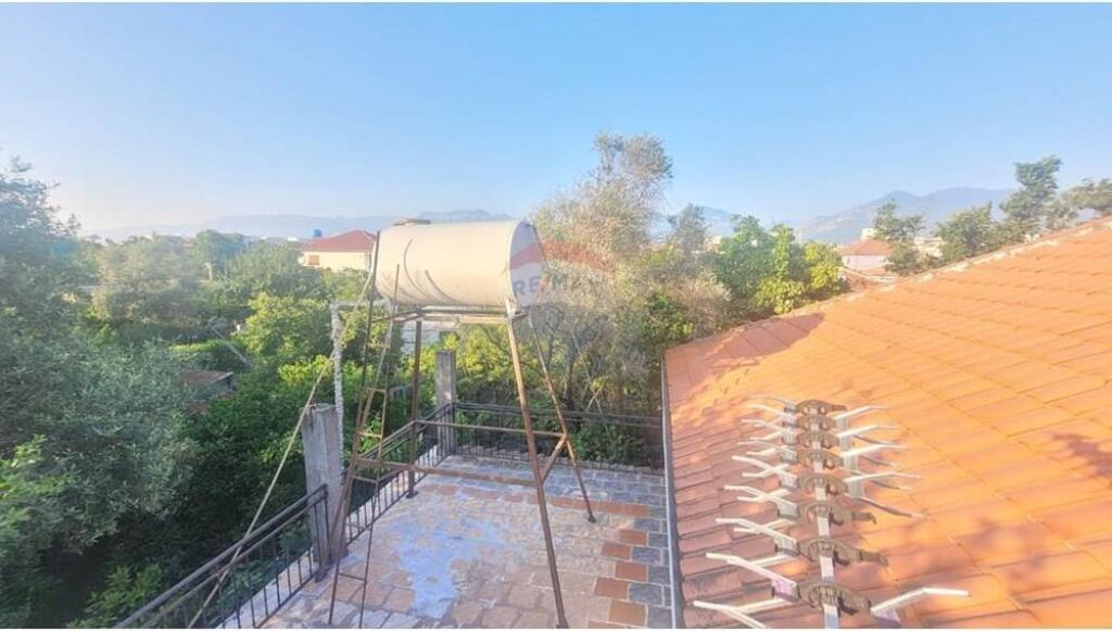 Shtëpi private - Për Shitje - UBT, Kamëz(ID: 530221066-52)