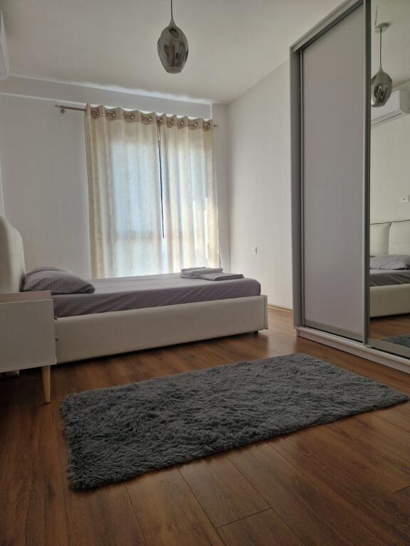 🔑 Jepet me qira hyrje 1+1 📍 Farmacia 10