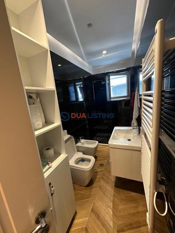 Jepet me Qira Apartament 2+1 ne Shkoze, Kompleksi Tom Doshi!