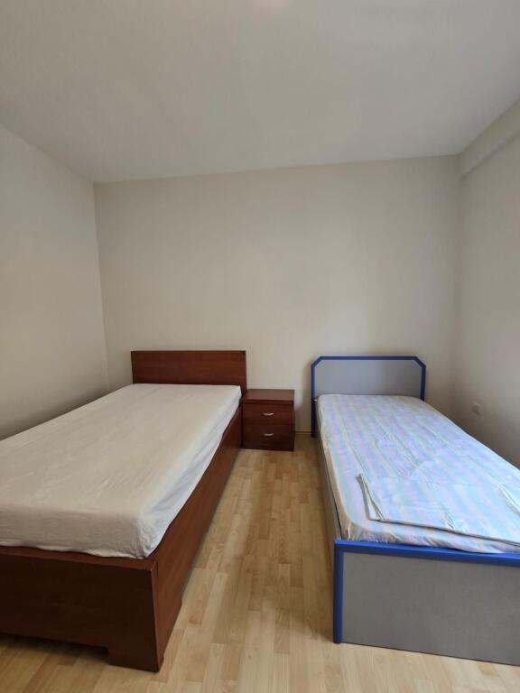 APARTAMENT 2+1 PER QIRA TEK KOPSHTI ZOOLOGJIK