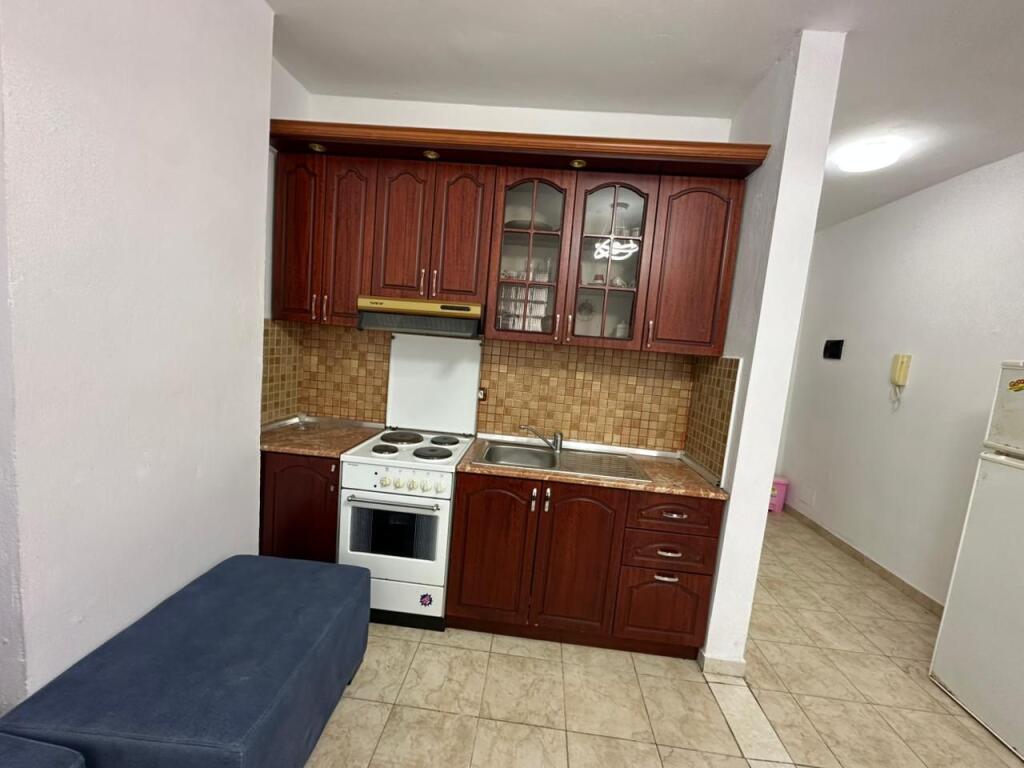 In Vendita – Appartamento 1+1 a Ilira, Durazzo