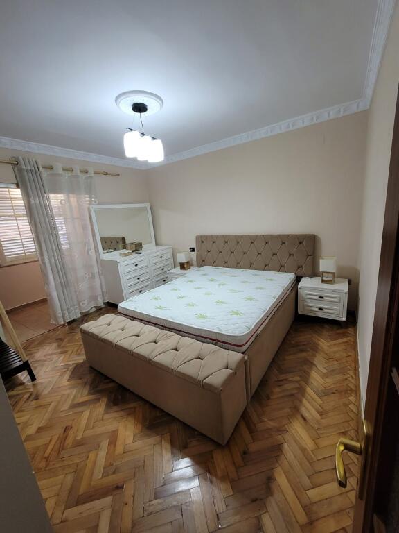 Jepet me qera  Apartament    2+1    Elar2  13895      