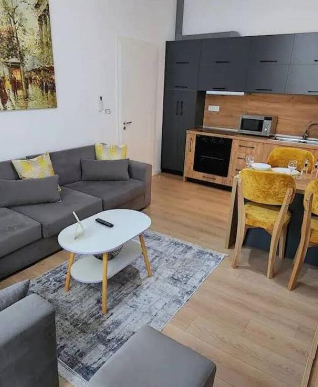 Apartament me qera 2+1 📍21 Dhjetori