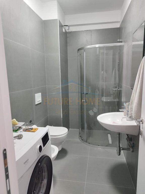 Qera,Apartament 1+1 tek Univers City prane QTU