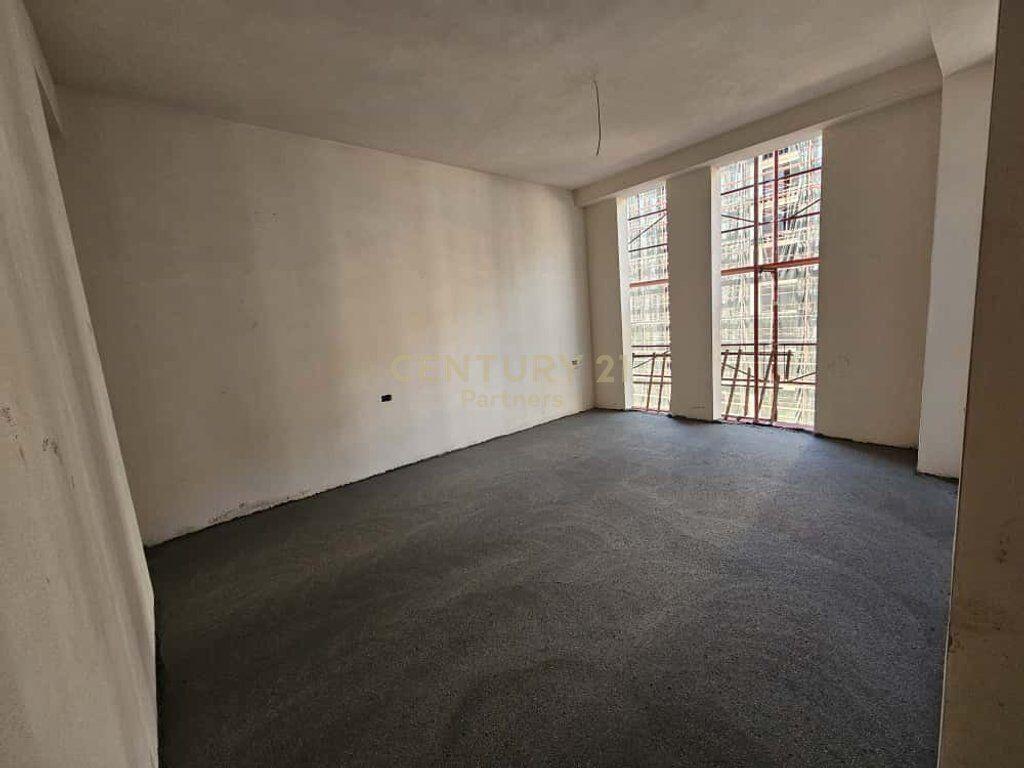 For sale 2+2+2 balconies Tirana RiverSide Residence, Javer Malo Street, Tirana!