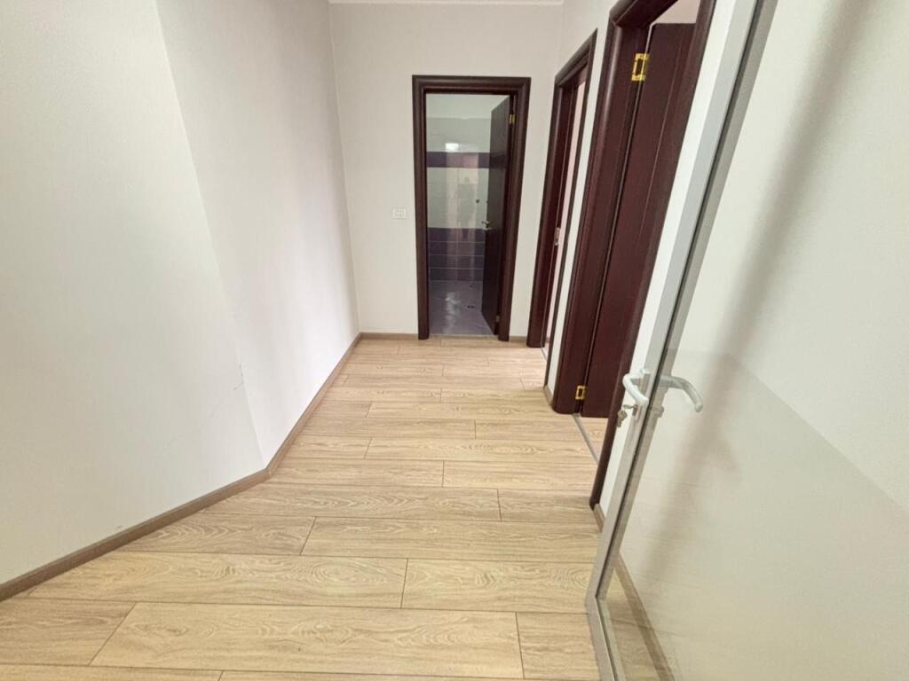 Apartament 2+1 tek 21 Dhjetori!