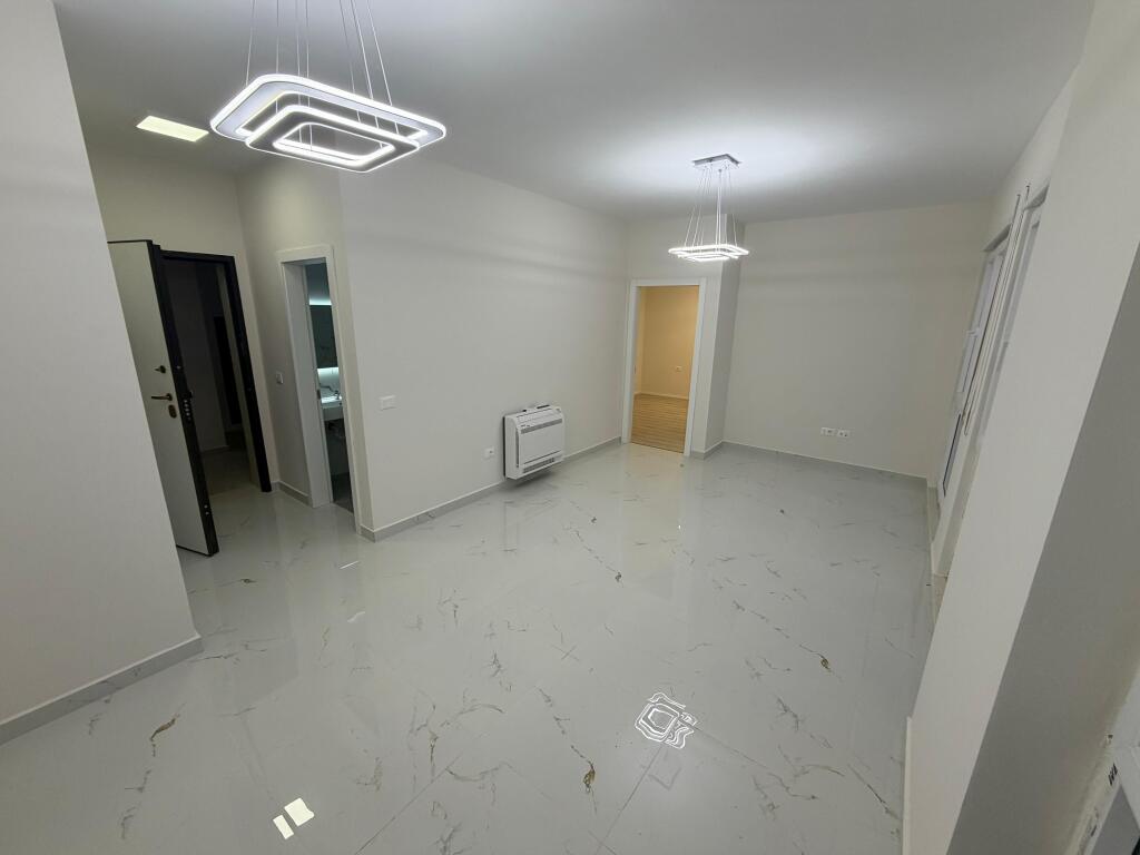 Apartament me qera 1+1+parkim Prane Spak