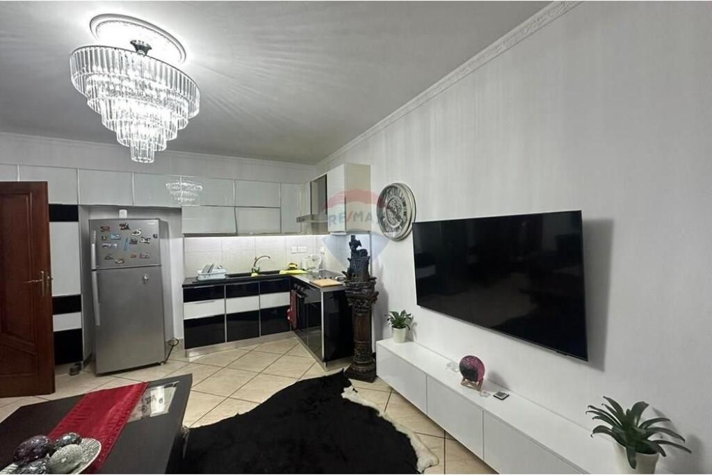 Appartamento - In Vendita - Via Stavri Themeli, Tirana(ID: 530201045-178)