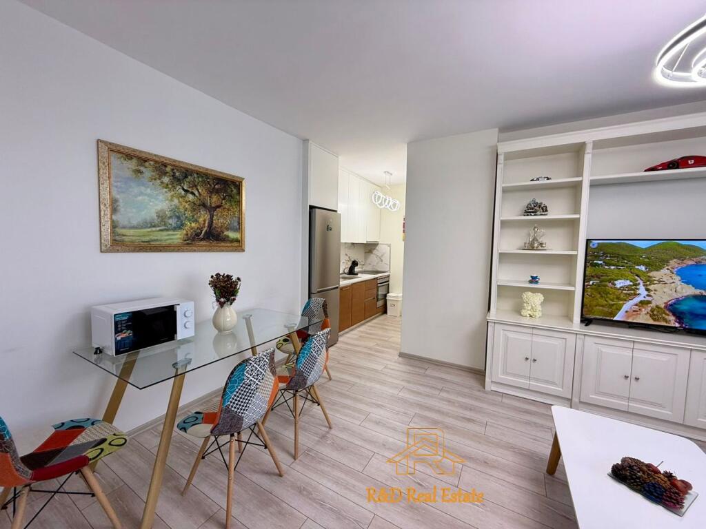 Apartment for rent – Kosovareve Street, new building