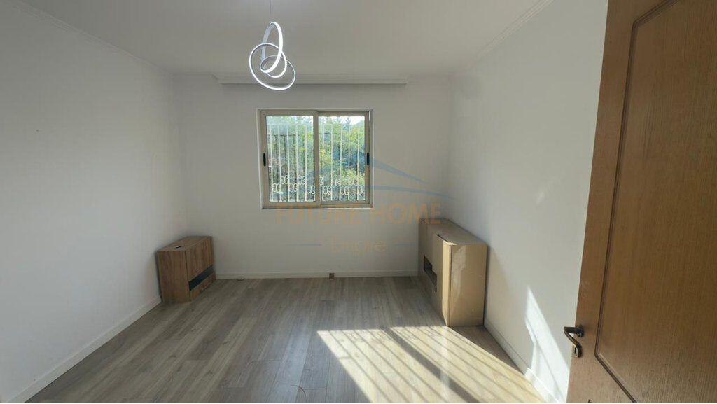 Shitet Apartament 1+1, Rruga Irfan Tomini