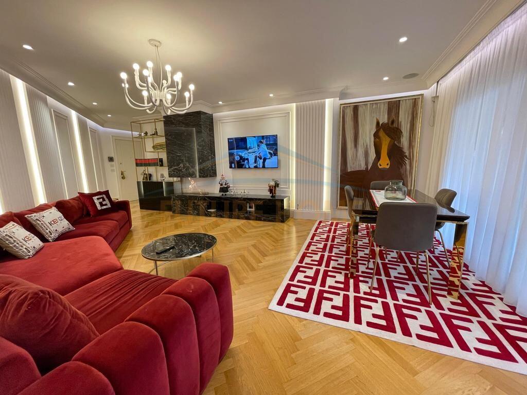 Shitet, Apartament 2+1, Kopshti Botanik, Tirane