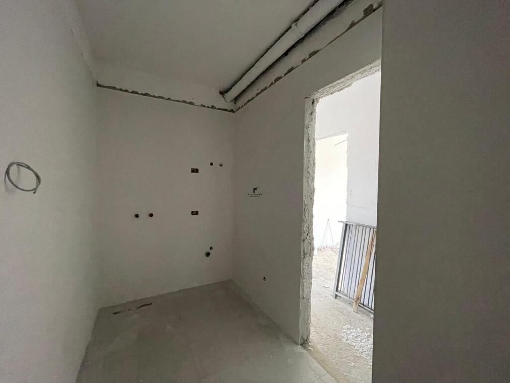 FOR SALE APARTMENT 2+1+2 UNIVERS CITY 135,000 EURO