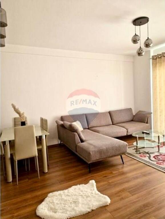 Jepet apartament me qera 1+1, Farmacia 10