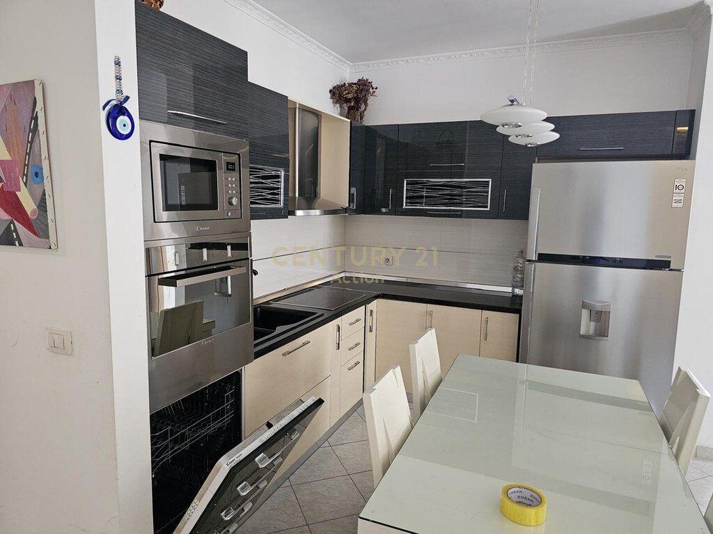 VENDESI APPARTAMENTO 2+1, A FRESK! 140.000 € Sup. Totale  100m2