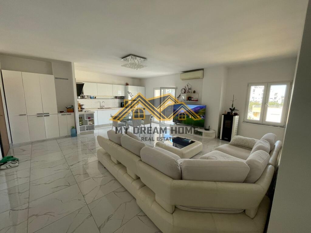 VENDESI APPARTAMENTO 3+1+3 BALCONI A SHKEMBI I KAVAJES, DURRES!