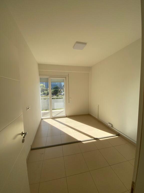 Jepet me Qira Apartament 1+1— Rruga e Kosovareve