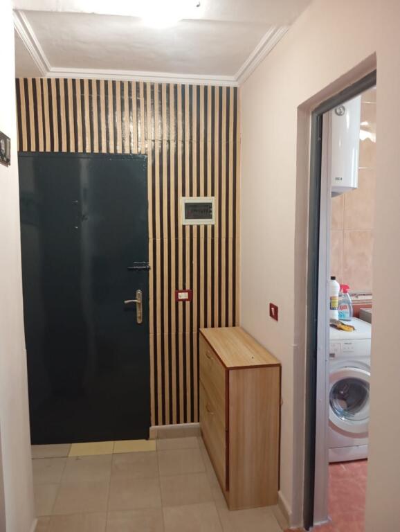 APARTAMENT 1+1 ME QIRA SHKOLLA E BALETIT 60.000 leke