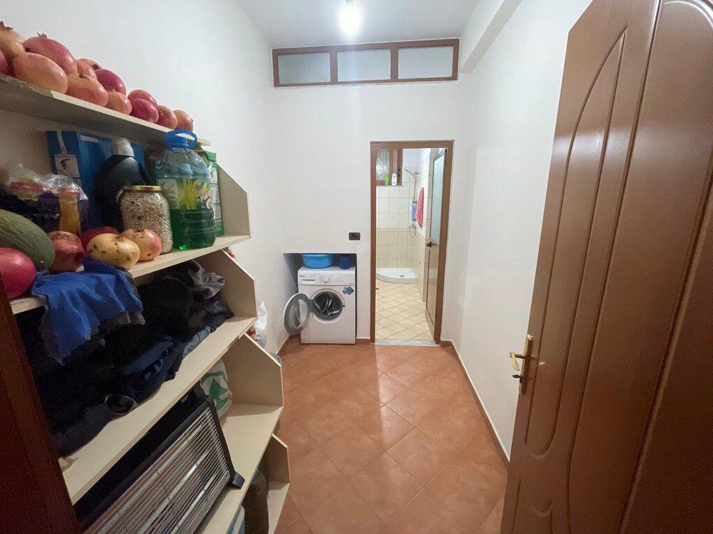 In vendita, Appartamento 1+1, Selite.