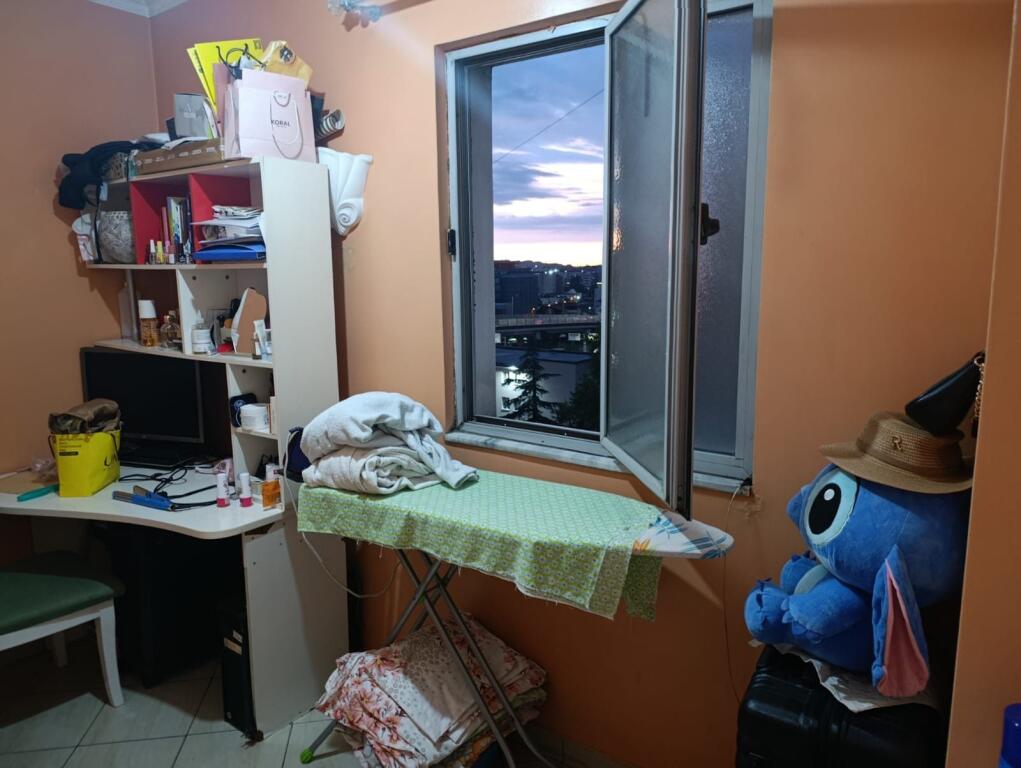 Apartament 2+1, Pallati me shigjeta!