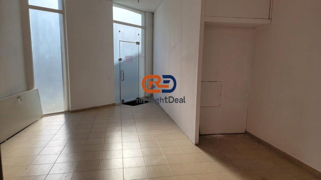 At Siri Kodra Street, Business Premises for Sale on the Ground Floor !!