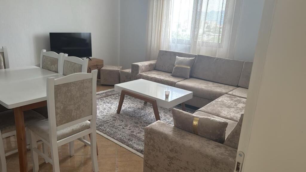 Private house 2+1 furnished for rent in Kashar