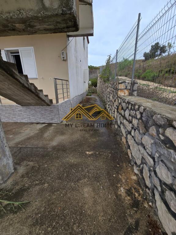 VENDESI PRIVATA IN VENDITA NELLA ZONA SPITALLES DURRES!