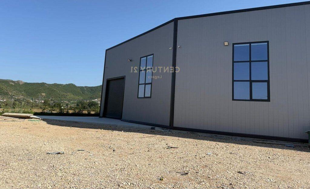 Magazzino in Vendita e in Affitto
