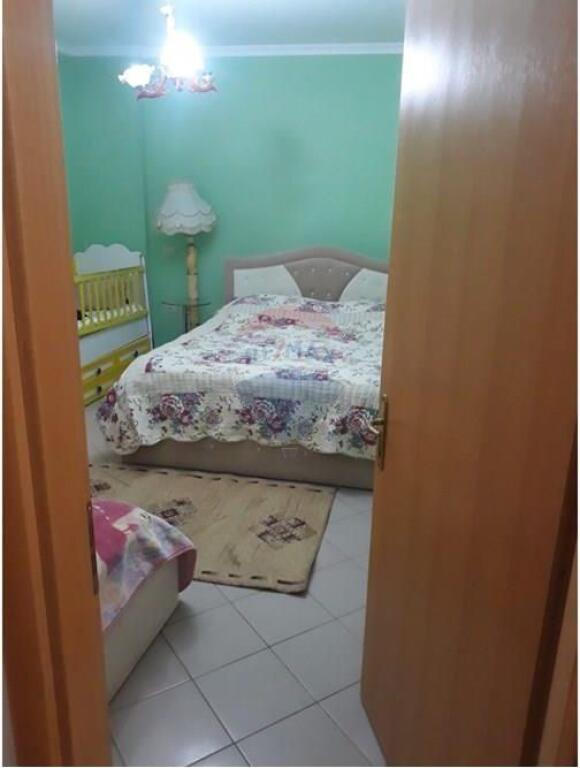 Apartament 2+1+2 per qira Komuna e Parisit